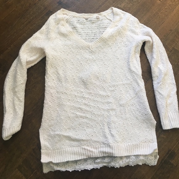 Cream sweather - Picture 1 of 3